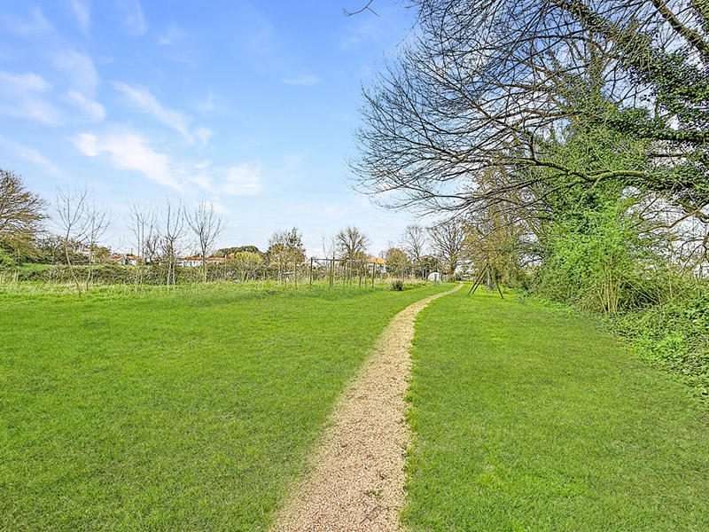 Maison - 121 m² - 5 pièces