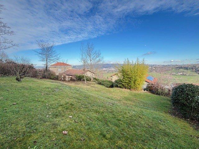 Maison - 204 m² - 9 pièces