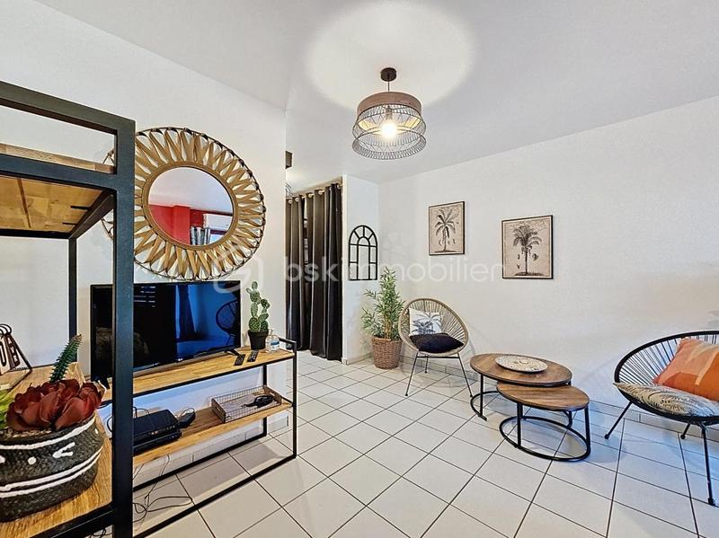 Studio - 33 m² - 1 pièce