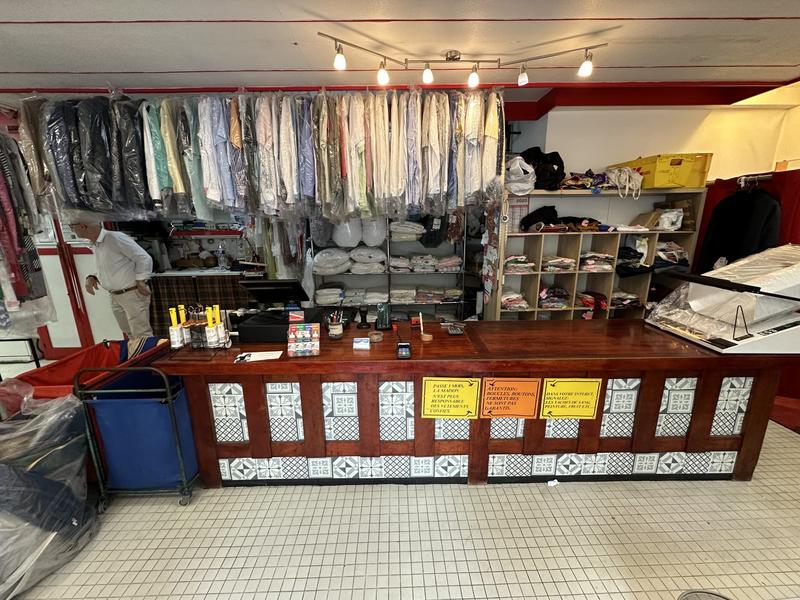 Fonds de commerce - 75 m²