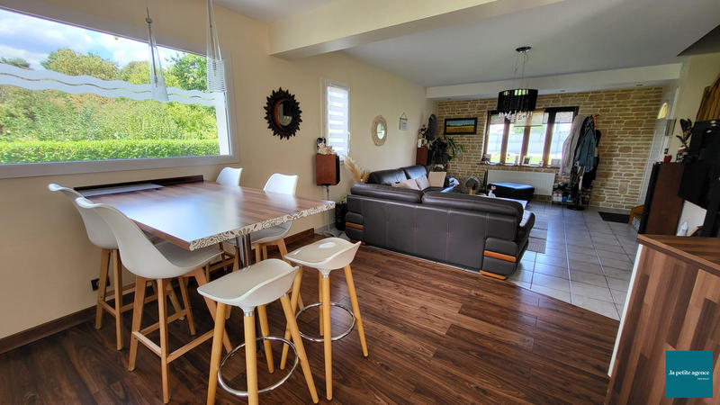 Maison contemporaine - 140 m² - 7 pièces