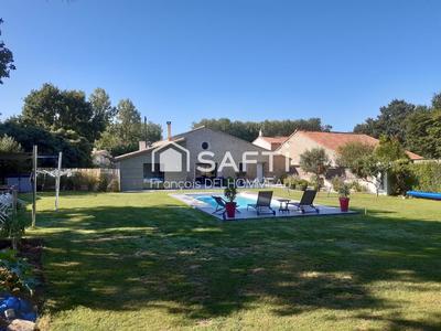 Maison - 160 m² - 6 pièces