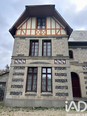 Maison - 186 m² - 8 pièces