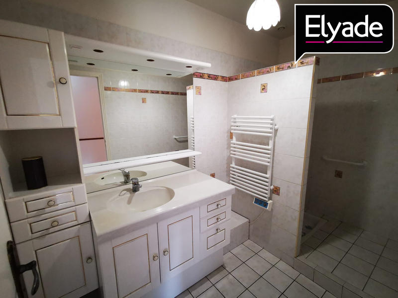 Maison - 170 m² - 7 pièces