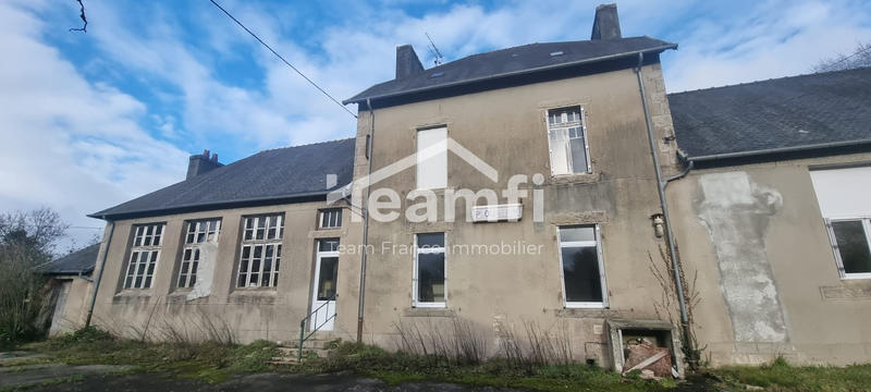 Maison - 230 m² - 9 pièces