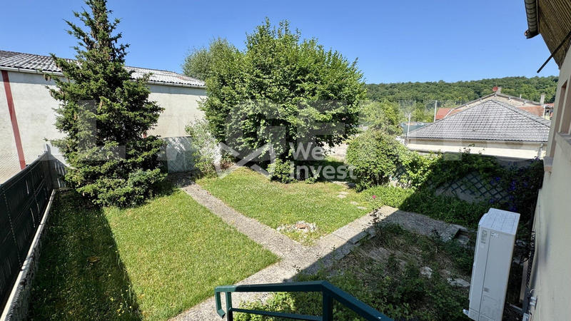 Maison - 121 m² - 8 pièces