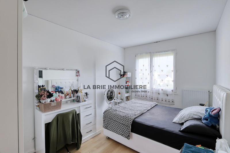 Maison - 92 m² - 5 pièces