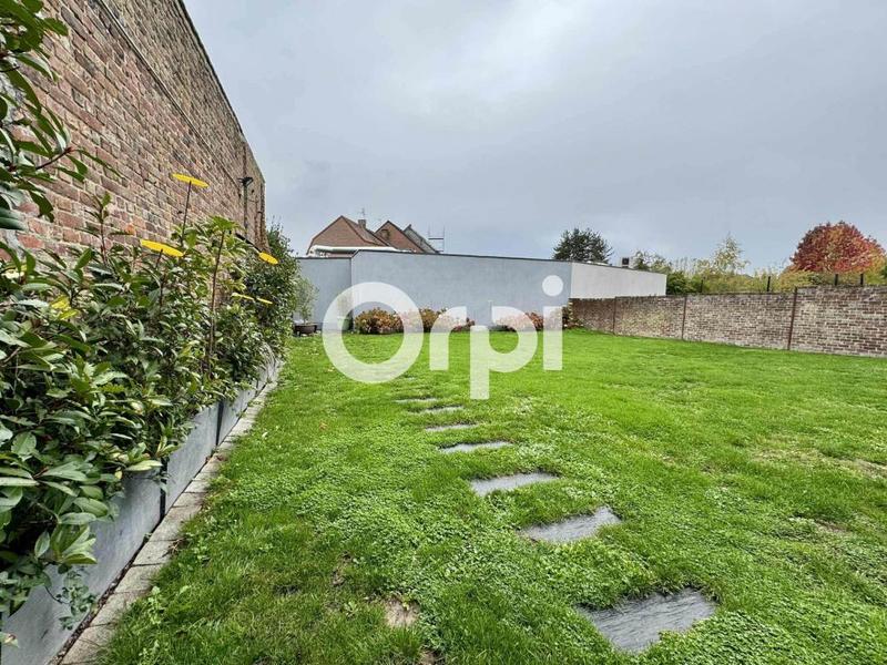 Maison - 228 m² - 7 pièces