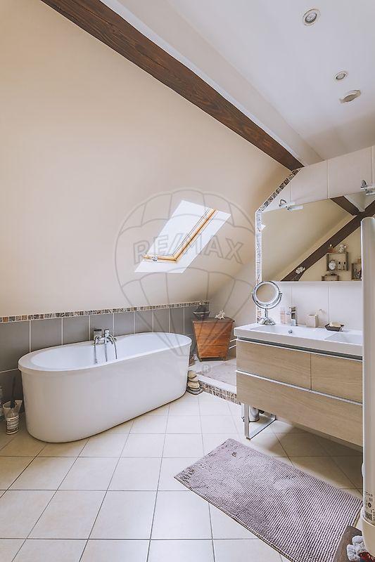 Maison de ville - 157 m² - 7 pièces