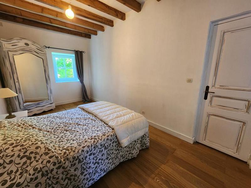 Maison - 255 m² - 7 pièces
