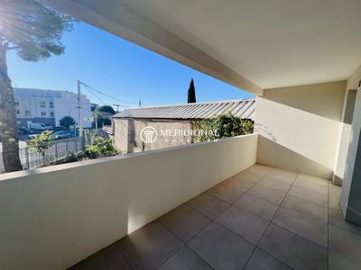 Appartement - 82 m² - 3 pièces