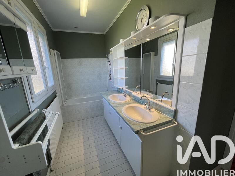 Maison - 141 m² - 6 pièces