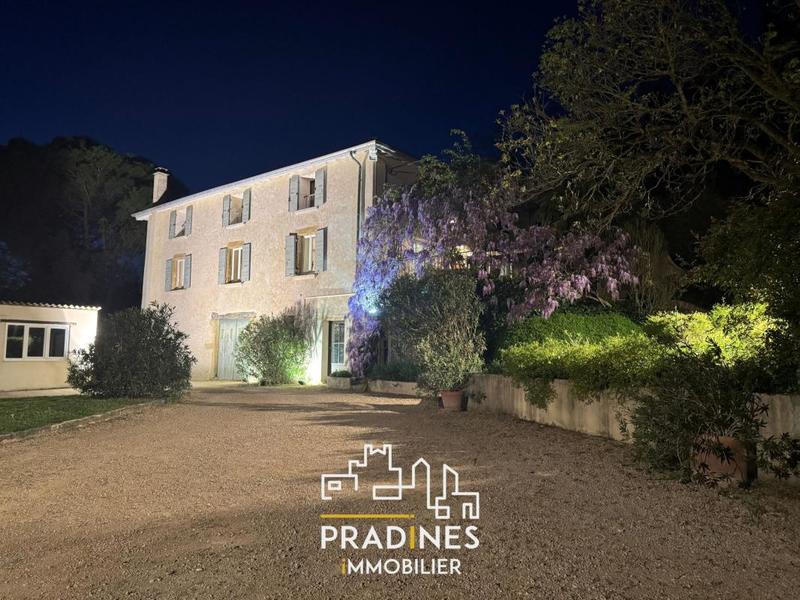 Maison ancienne - 308 m² - 10 pièces