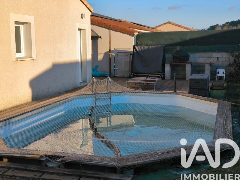 Maison - 93 m² - 4 pièces