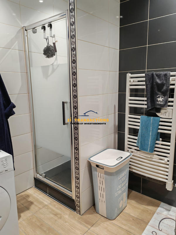 Appartement - 94 m² - 3 pièces