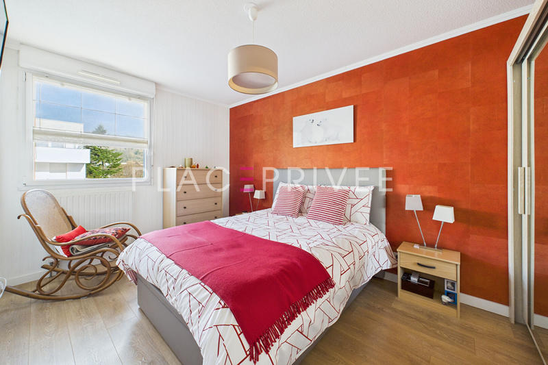 Appartement - 97 m² - 4 pièces