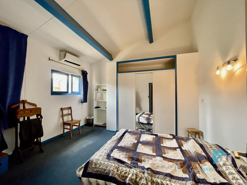 Maison - 263 m² - 8 pièces