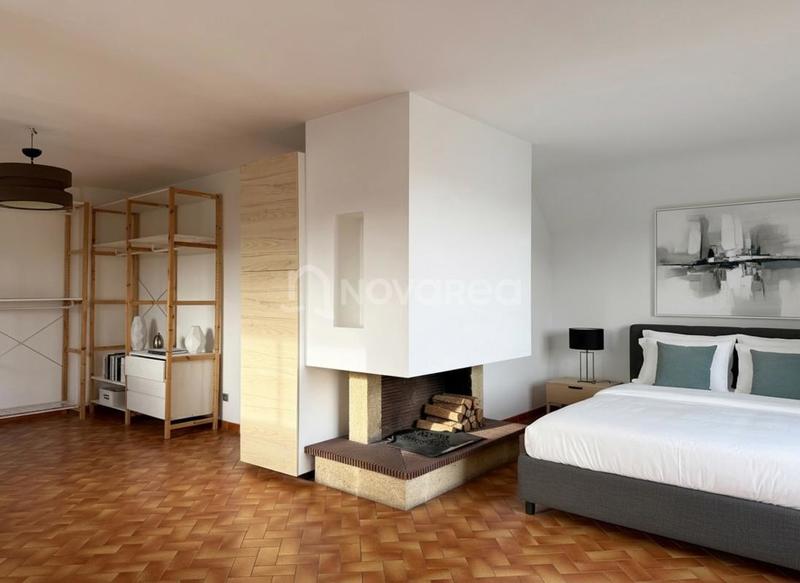 Maison - 211 m² - 8 pièces