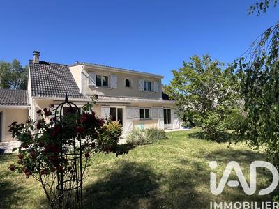 Maison - 160 m² - 8 pièces