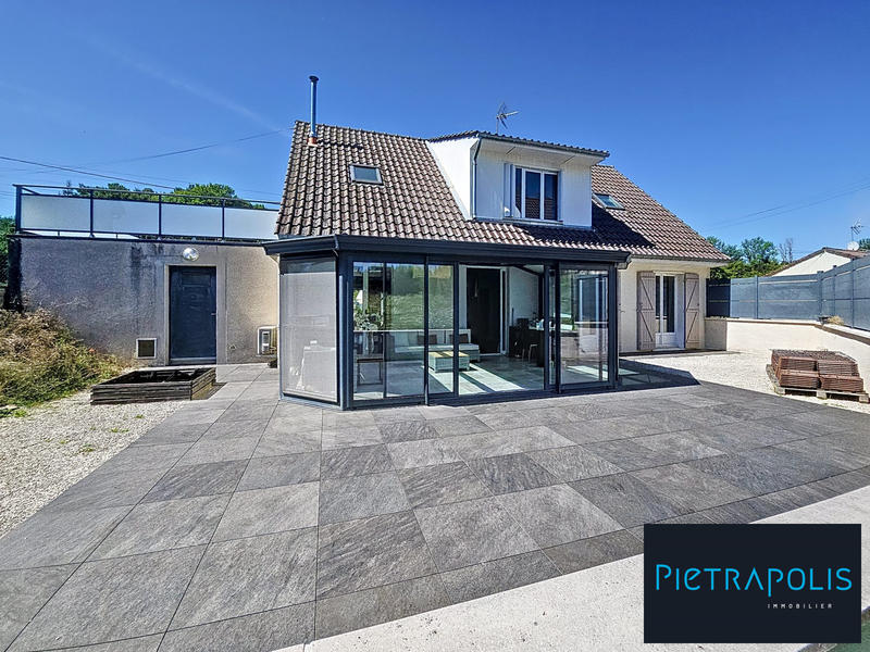 Maison - 161 m² - 5 pièces