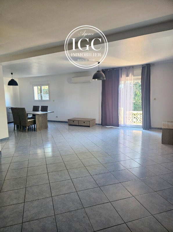 Appartement - 115 m² - 4 pièces