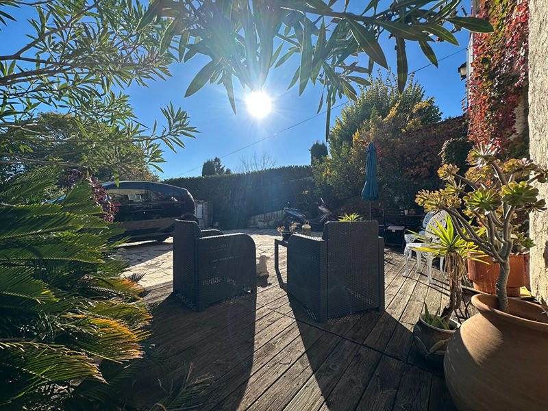 Appartement - 85 m² - 3 pièces