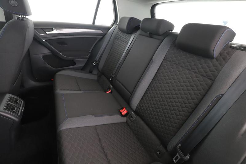 Volkswagen Golf VII 1.6 Tdi BlueMotion Tech Connect 5p 115 ch