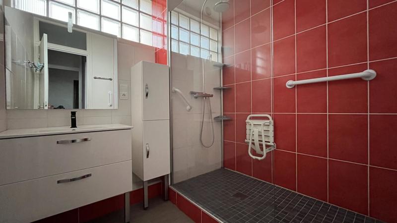 Appartement - 75 m² - 3 pièces