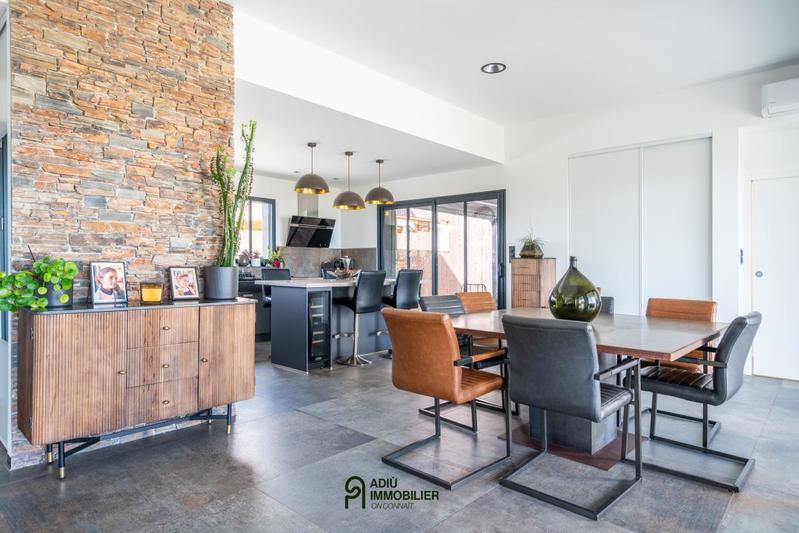 Villa - 174 m² - 6 pièces