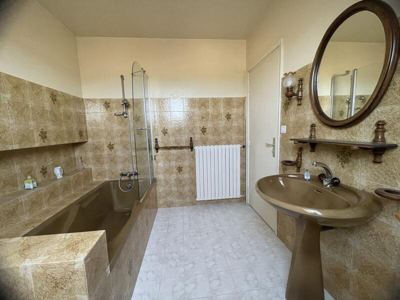 Maison ancienne - 133 m² - 7 pièces