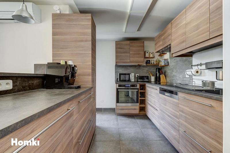 Appartement - 90 m² - 4 pièces