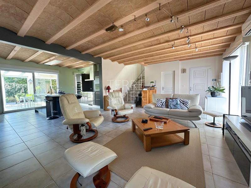 Maison - 150 m² - 6 pièces