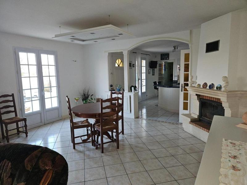 Maison - 167 m² - 7 pièces