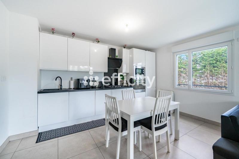 Appartement - 66 m² - 3 pièces