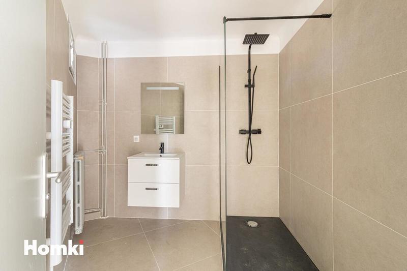 Appartement - 75 m² - 4 pièces