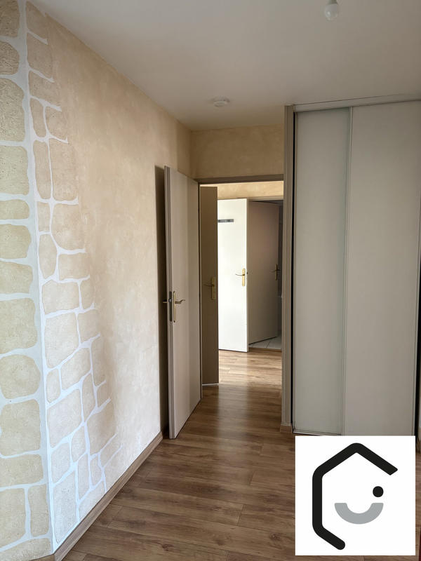 Appartement - 75 m² - 3 pièces