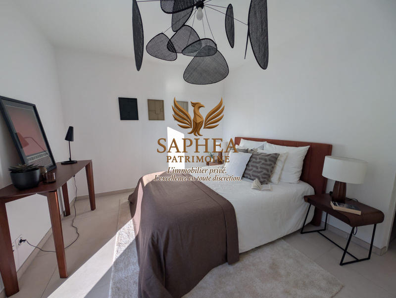 Appartement - 94 m² - 4 pièces