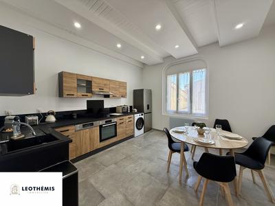 Maison - 93 m² - 4 pièces