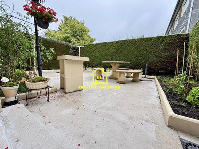 Maison - 96 m² - 4 pièces