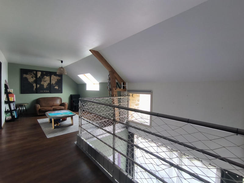 Maison - 187 m² - 7 pièces