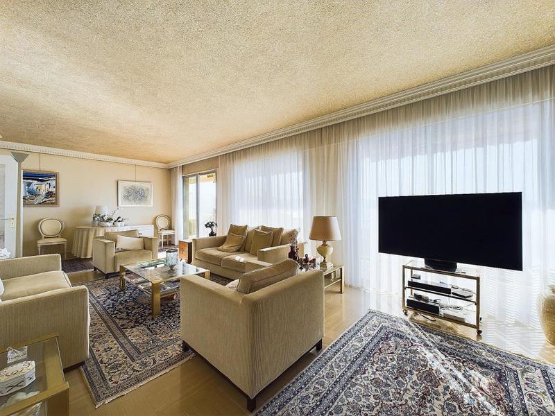 Appartement - 115 m² - 5 pièces