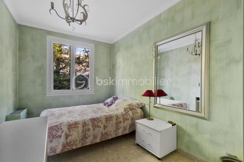 Maison - 189 m² - 8 pièces