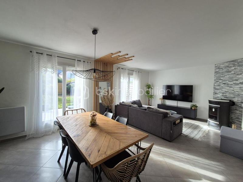 Maison - 102 m² - 6 pièces