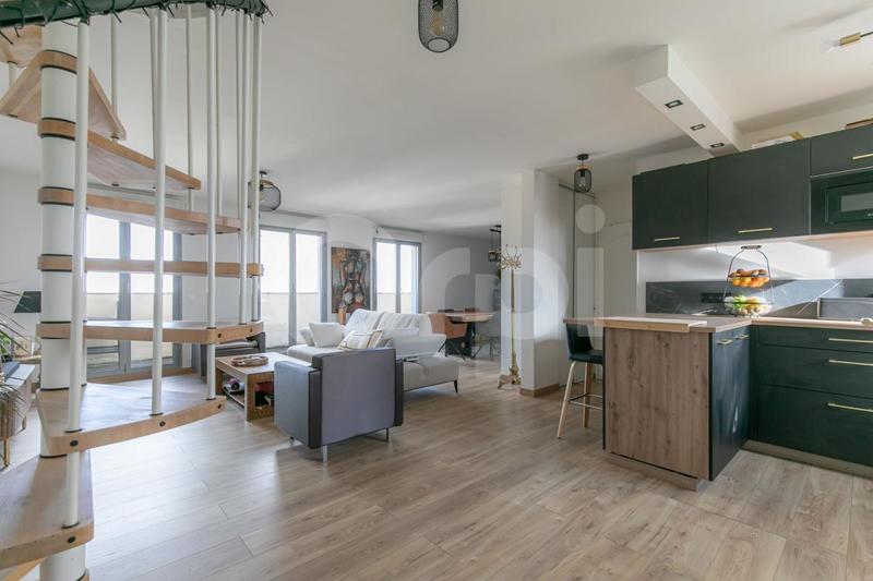 Duplex - 83 m² - 3 pièces