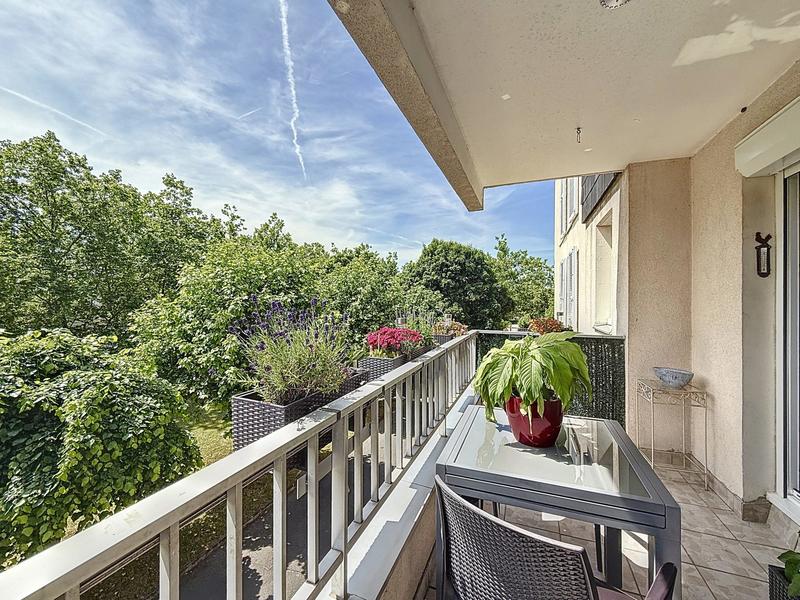 Appartement - 79 m² - 4 pièces