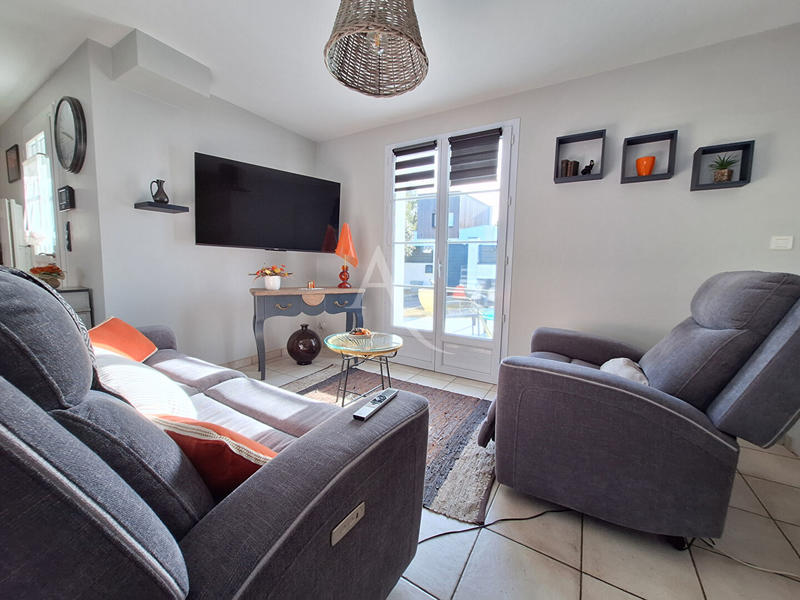 Maison - 90 m² - 4 pièces