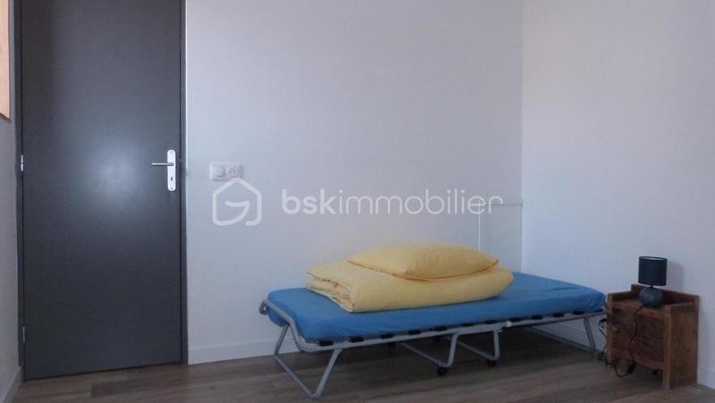 Maison - 180 m² - 11 pièces