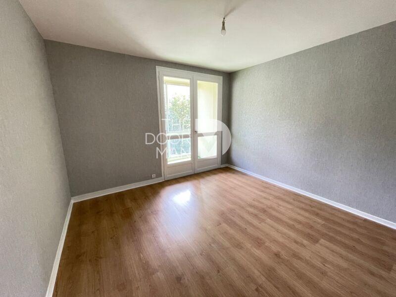 Appartement - 108 m² - 4 pièces