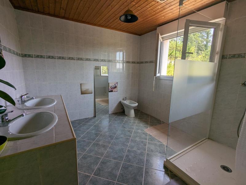 Maison - 170 m² - 8 pièces