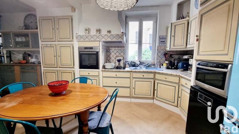 Appartement - 94 m² - 5 pièces